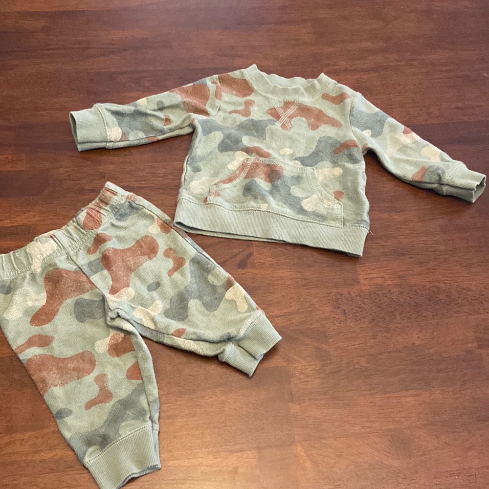 Baby boy camo sweatshirt set